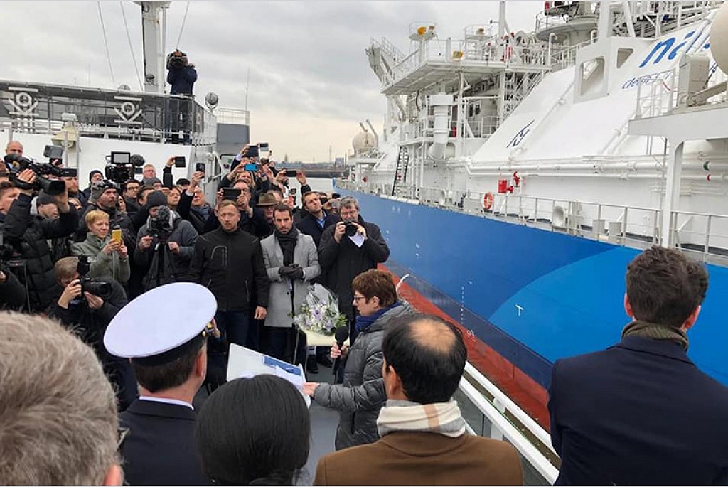 Christening ceremony of the world's largest LNG bunker supply vessel #KAIROS at the #Port of Hamburg.